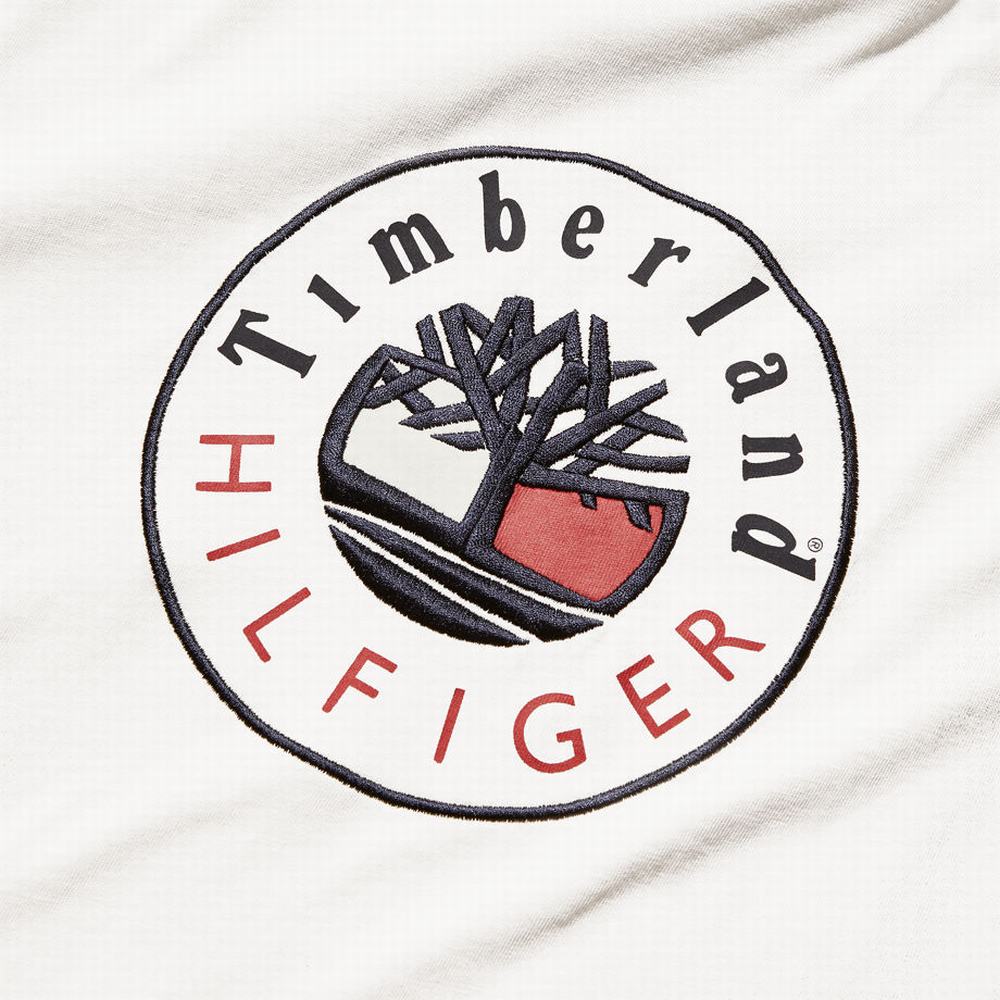 Timberland Tommy Hilfiger x Timberland® Re-imagined Logo Tişört Erkek Beyaz | TR-6271P