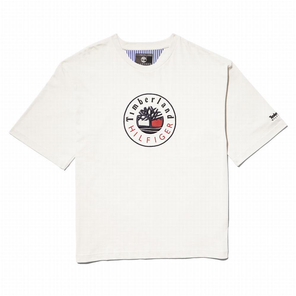 Timberland Tommy Hilfiger x Timberland® Re-imagined Logo Tişört Erkek Beyaz | TR-6271P