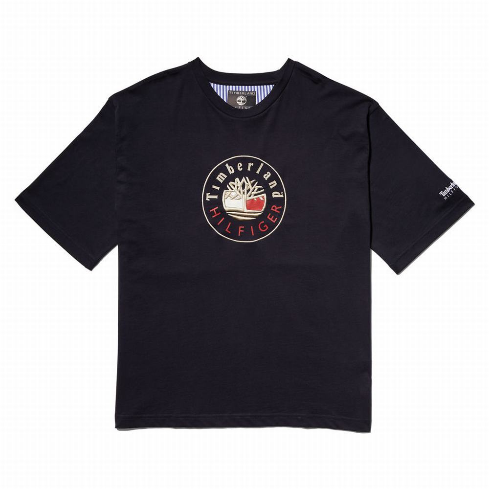 Timberland Tommy Hilfiger x Timberland® Re-imagined Logo Tişört Erkek Siyah | TR-6748A